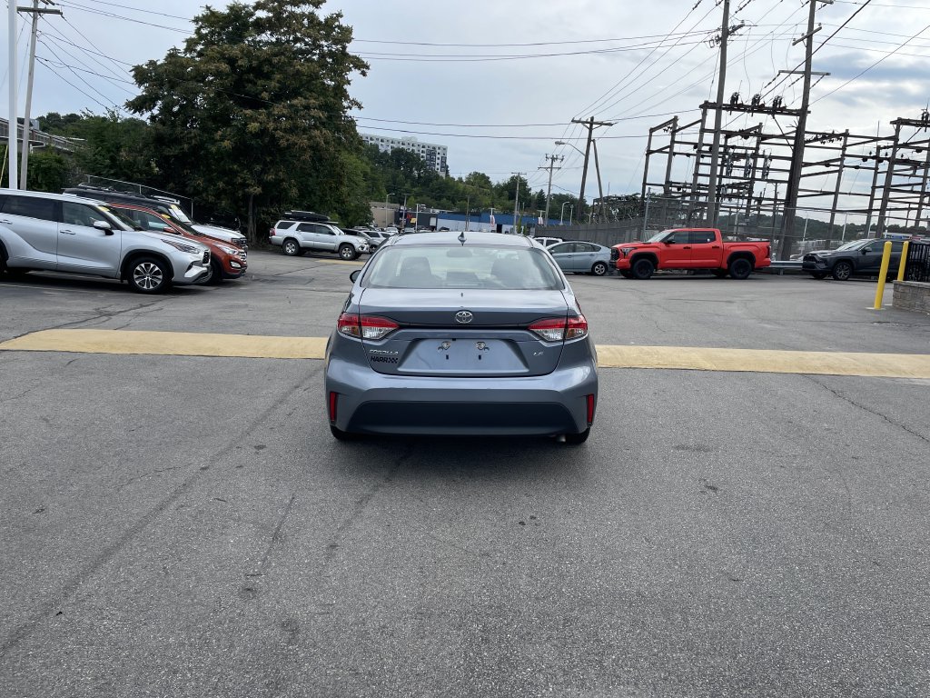 Used 2024 Toyota Corolla LE FWD image 4