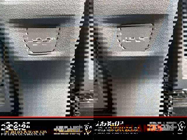 New 2025 Volkswagen Tiguan SE image 56