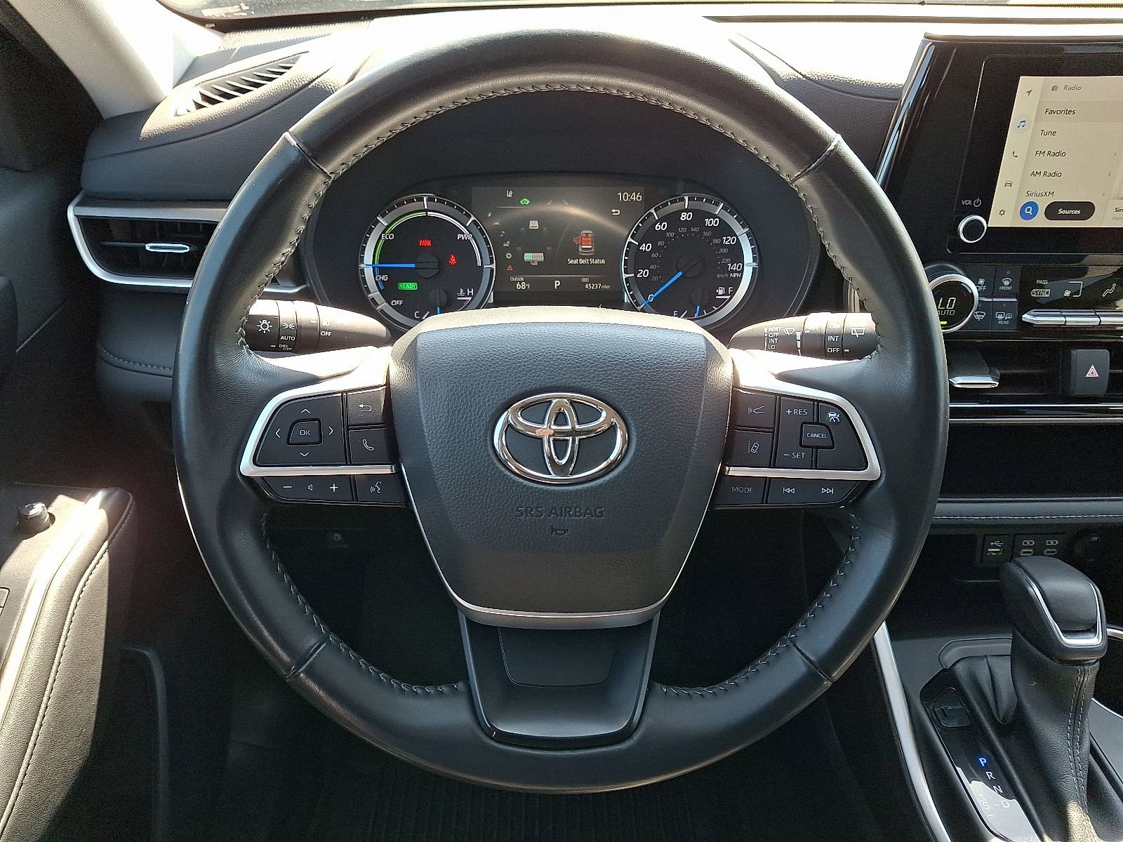 Used 2023 Toyota Highlander LE AWD/4WD image 21