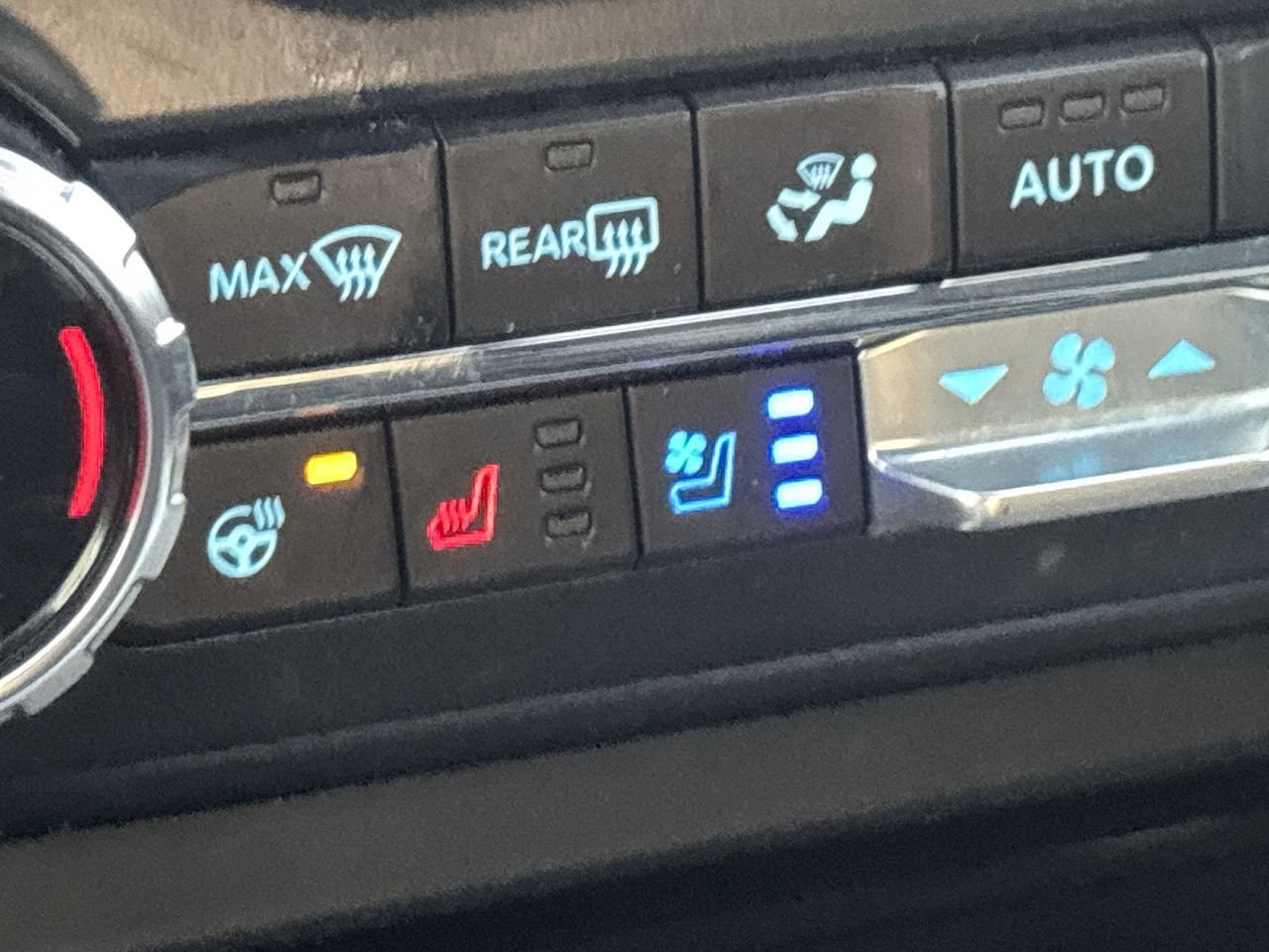 Used 2024 Ford F250 Lariat w/ Lariat Ultimate Package image 25