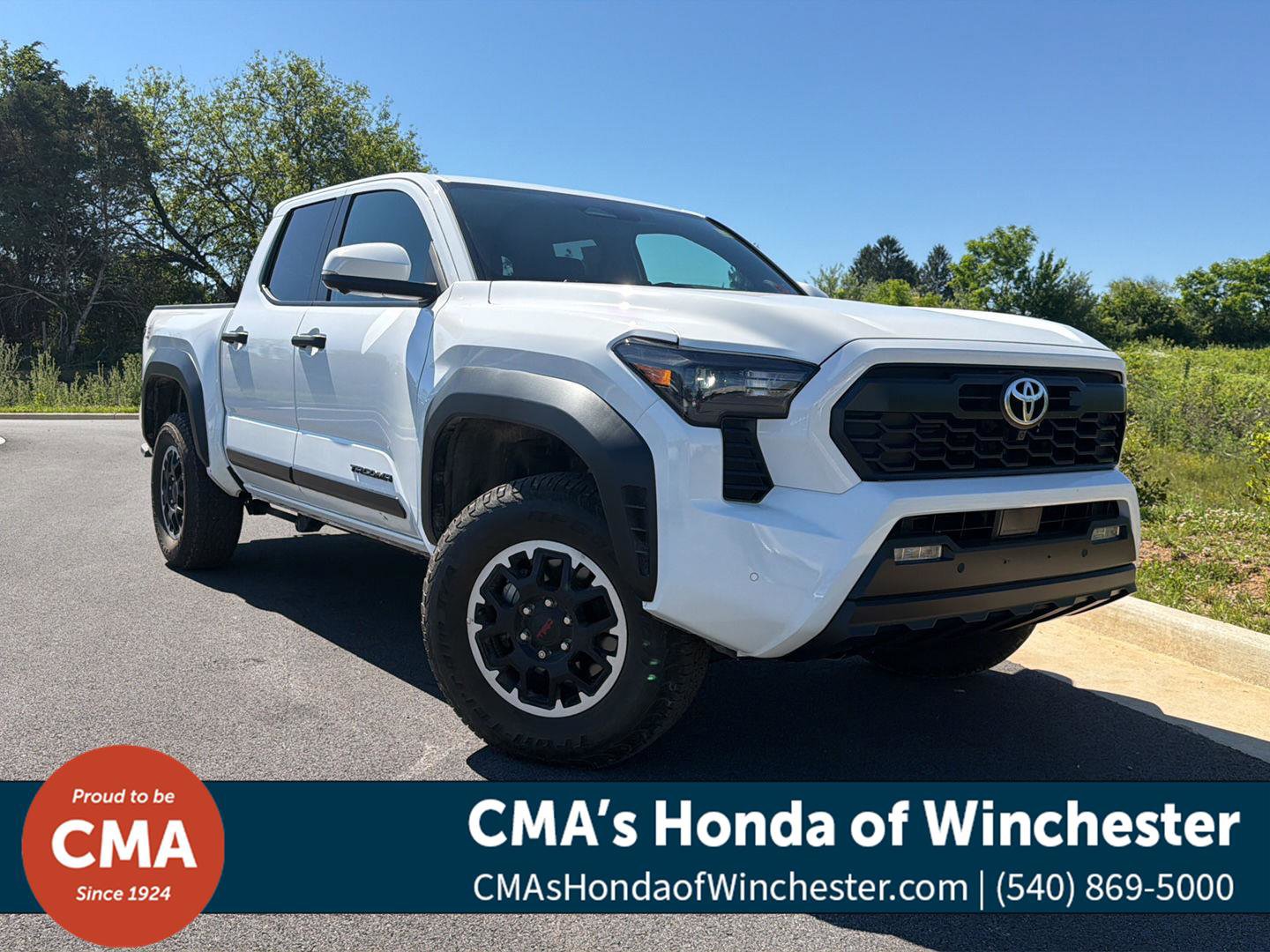 Used 2025 Toyota Tacoma TRD Off-Road w/ TRD Off Road Premium Package AWD/4WD image 1