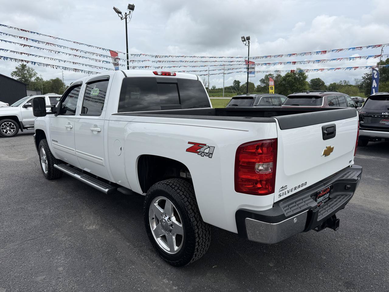Used 2012 Chevrolet Silverado 2500 LTZ w/ LTZ Plus Package AWD/4WD image 7