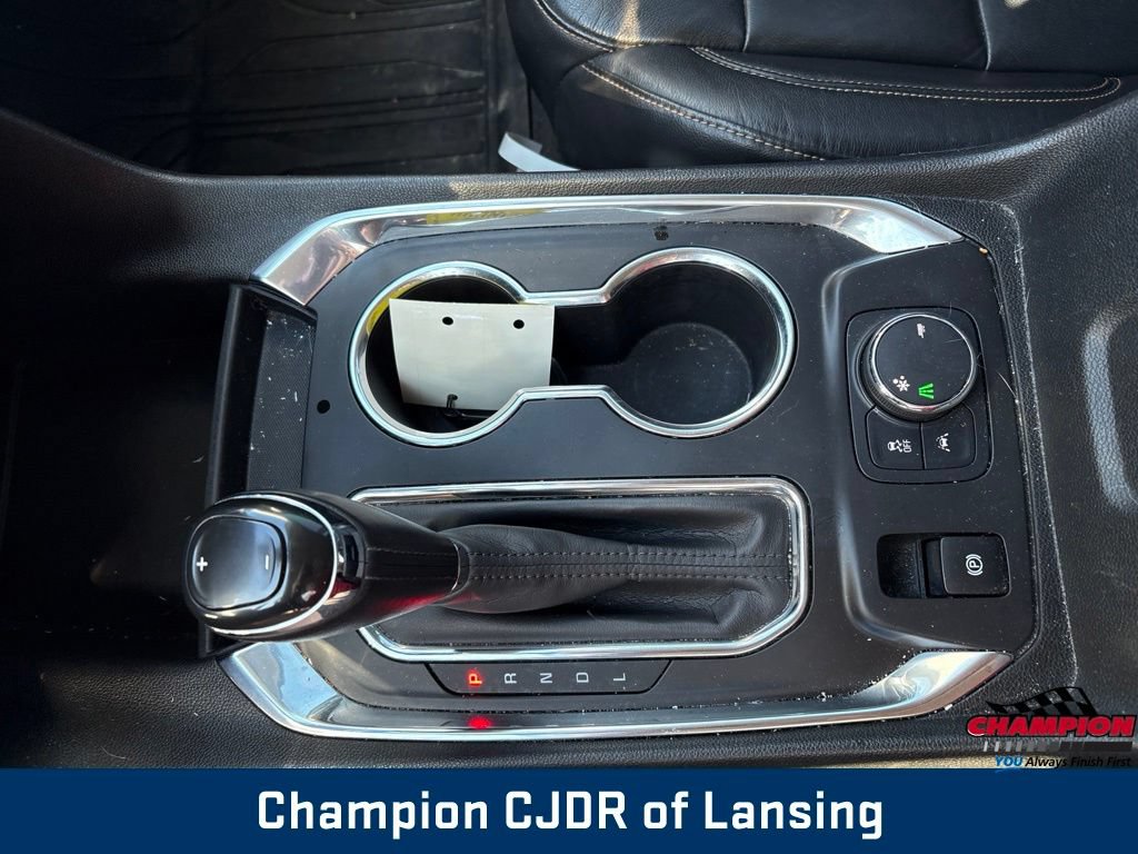 Used 2020 Chevrolet Traverse RS w/ LPO, Floor Liner Package FWD image 34