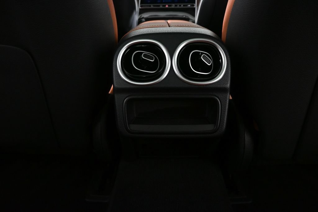 Certified 2022 Mercedes-Benz C 300 Sedan image 17