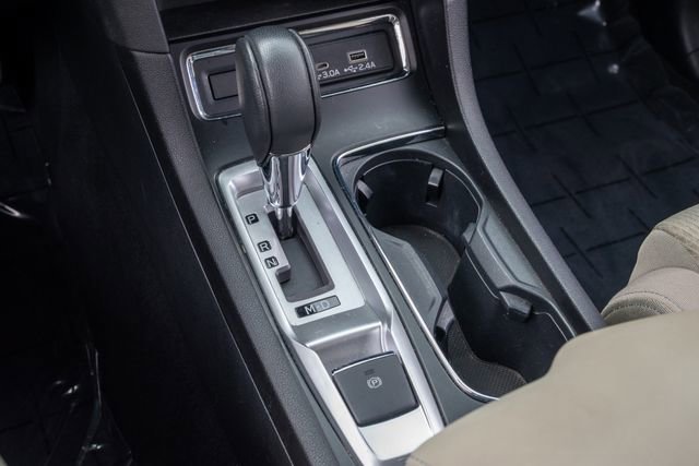 Used 2024 Subaru Ascent Premium w/ Convenience Package image 21