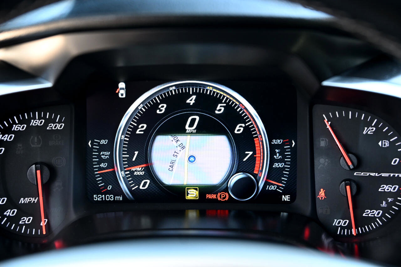 Used 2015 Chevrolet Corvette Stingray Coupe w/ 2LT Preferred Equipment Group image 26