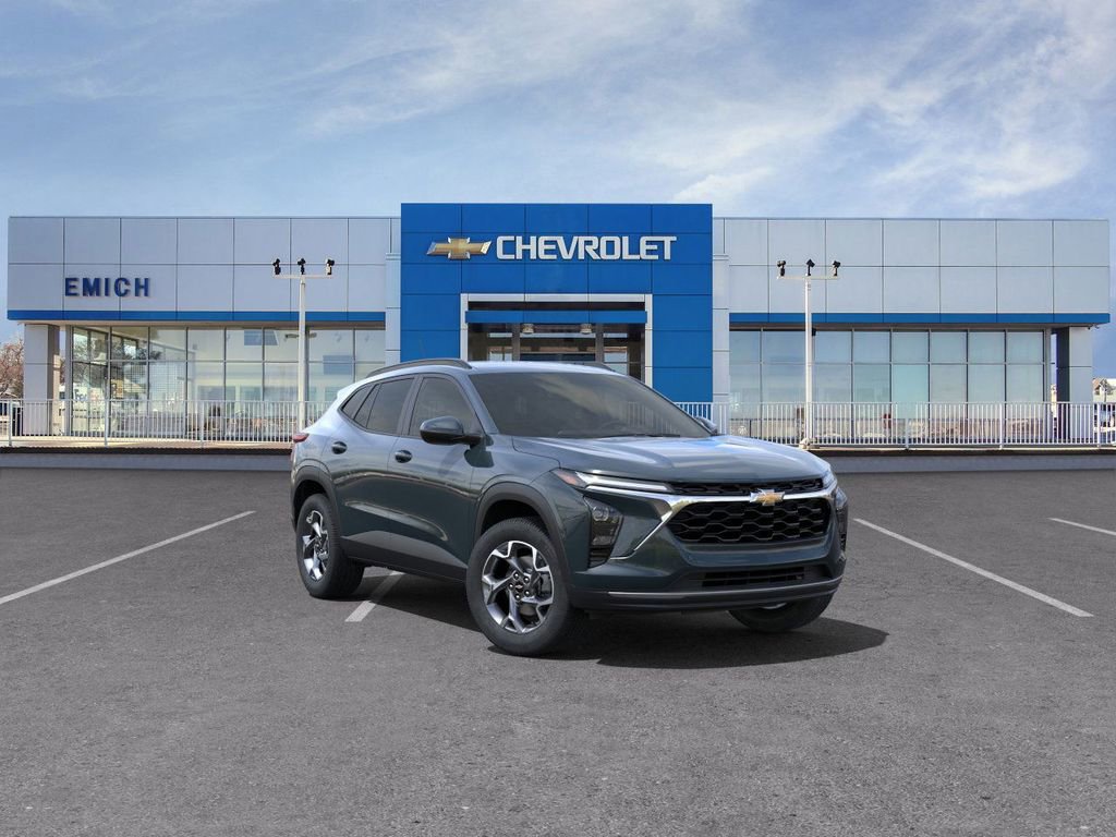 New 2025 Chevrolet Trax LT w/ Driver Confidence Package