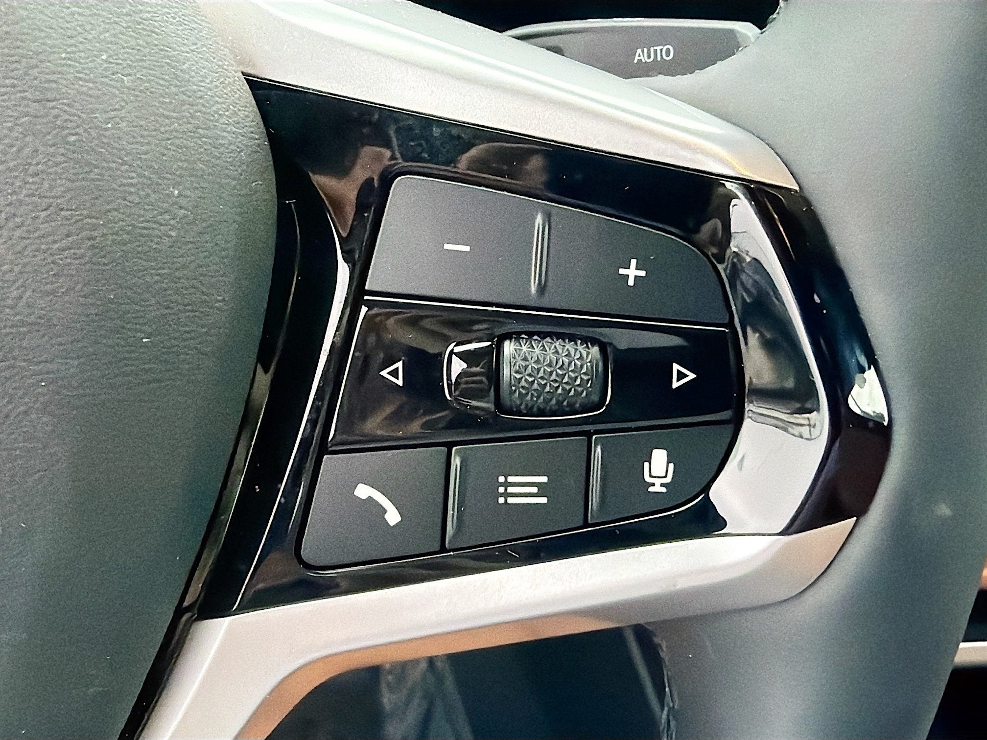 Used 2025 BMW i4 eDrive40 RWD image 38