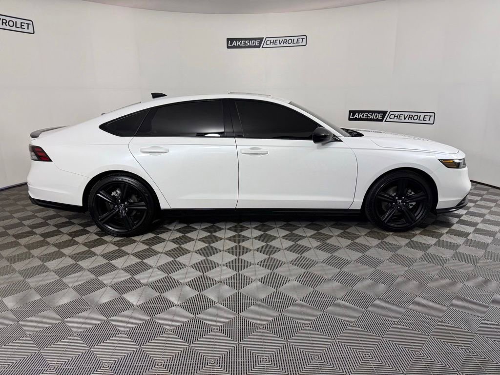 Used 2026 Honda Accord Sport image 7