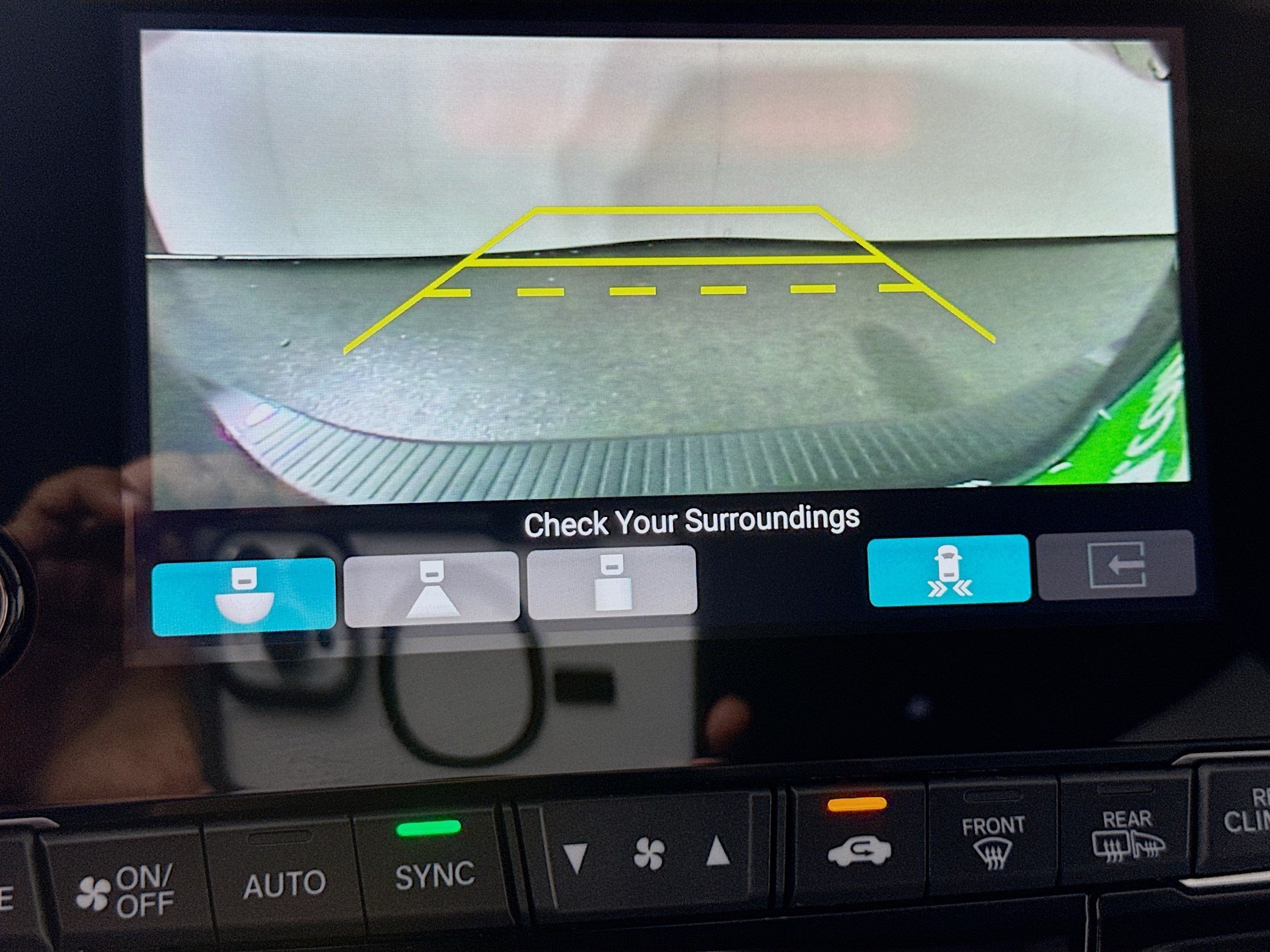 Used 2023 Honda Odyssey Elite image 19