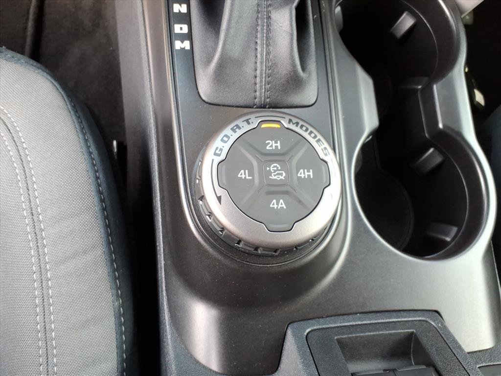 Used 2022 Ford Bronco Outer Banks image 18