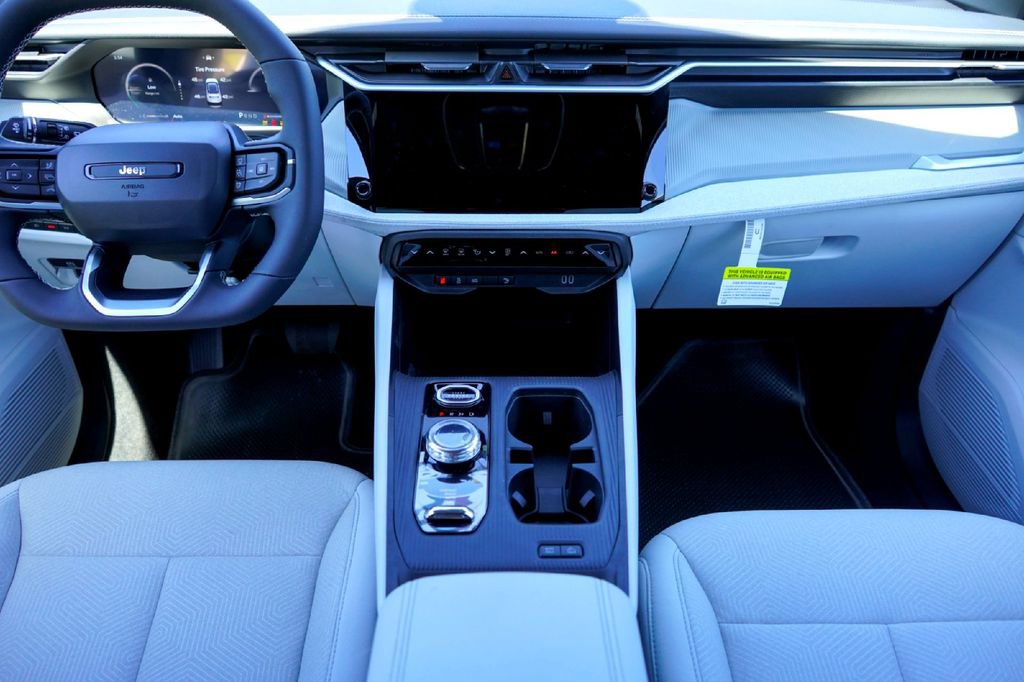 New 2026 Jeep Cherokee Laredo AWD/4WD image 22
