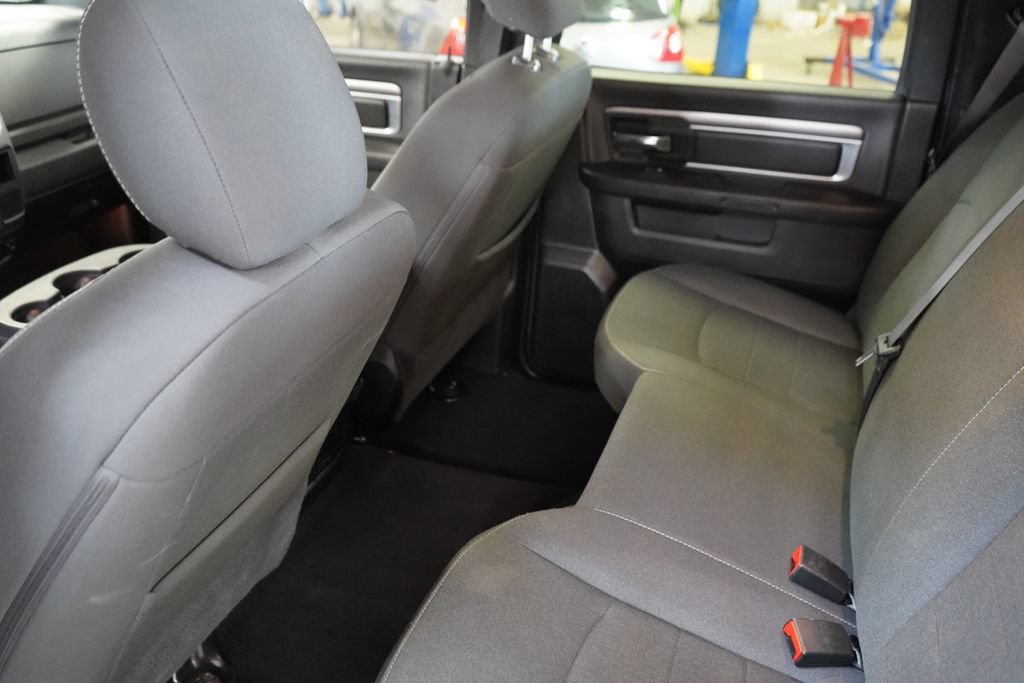 Used 2024 RAM 1500 Warlock AWD/4WD image 26