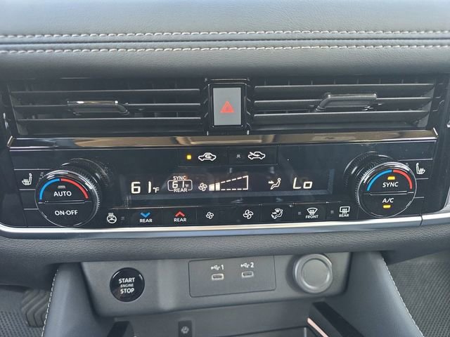 New 2026 Nissan Rogue Platinum image 4