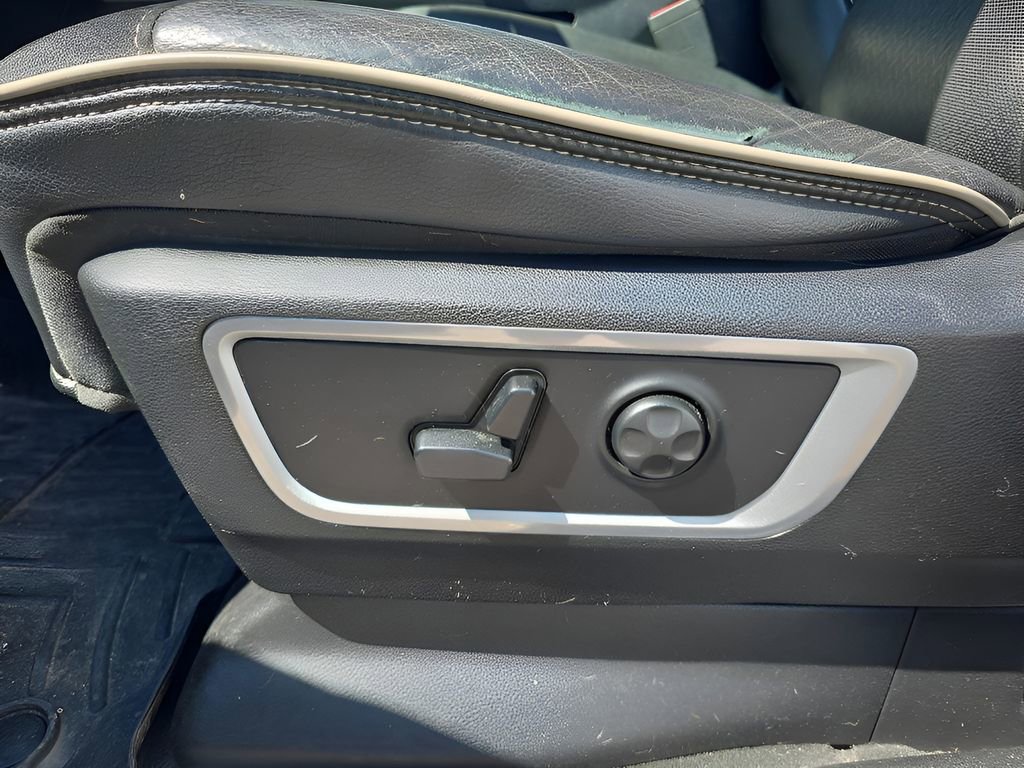 Used 2020 RAM 1500 Laramie image 12