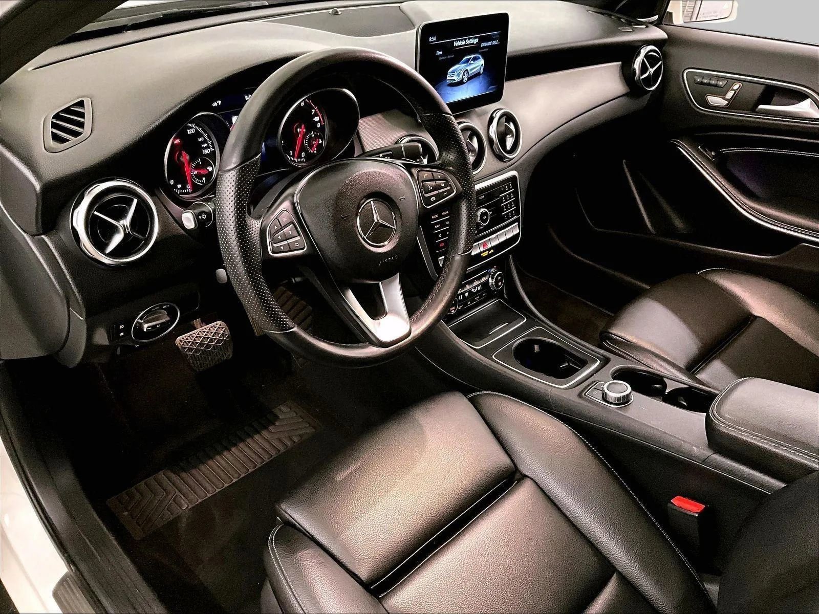 Used 2020 Mercedes-Benz GLA 250 4MATIC image 12