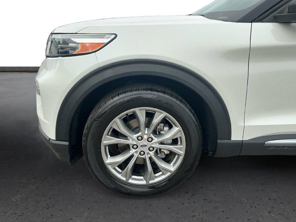 Used 2022 Ford Explorer XLT w/ Equipment Group 202A RWD image 13
