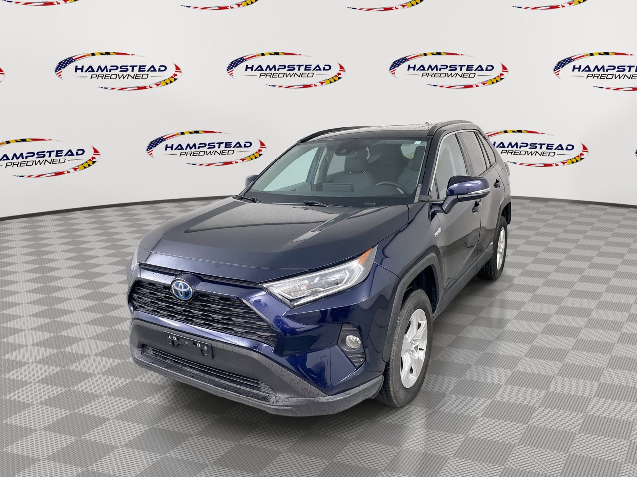Used 2021 Toyota RAV4 XLE w/ Convenience Package AWD/4WD image 1
