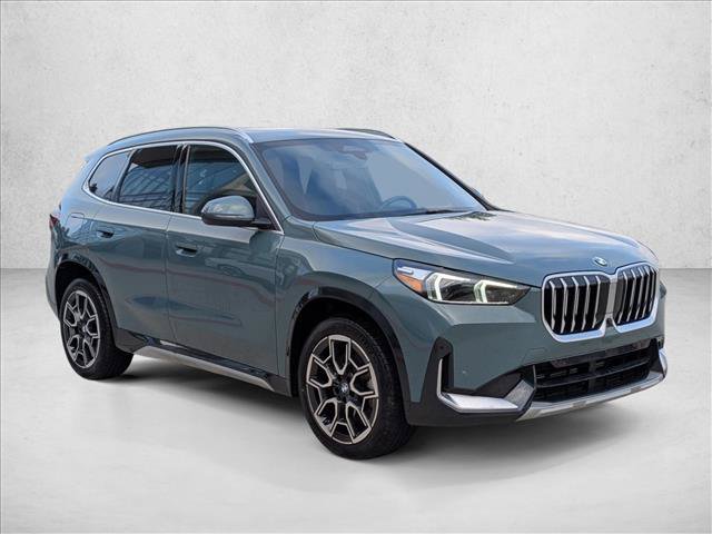 Used 2025 BMW X1 xDrive28i AWD/4WD image 3