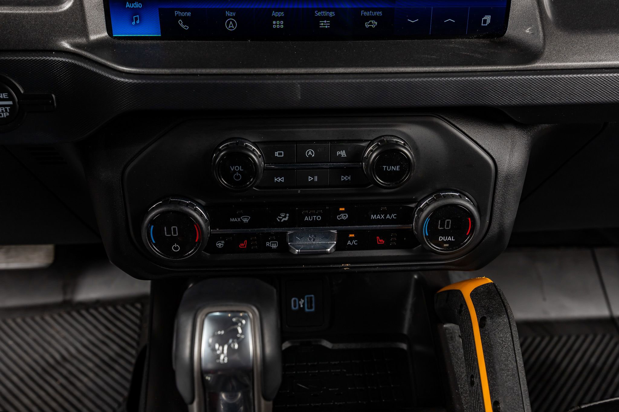 Used 2024 Ford Bronco Badlands image 24