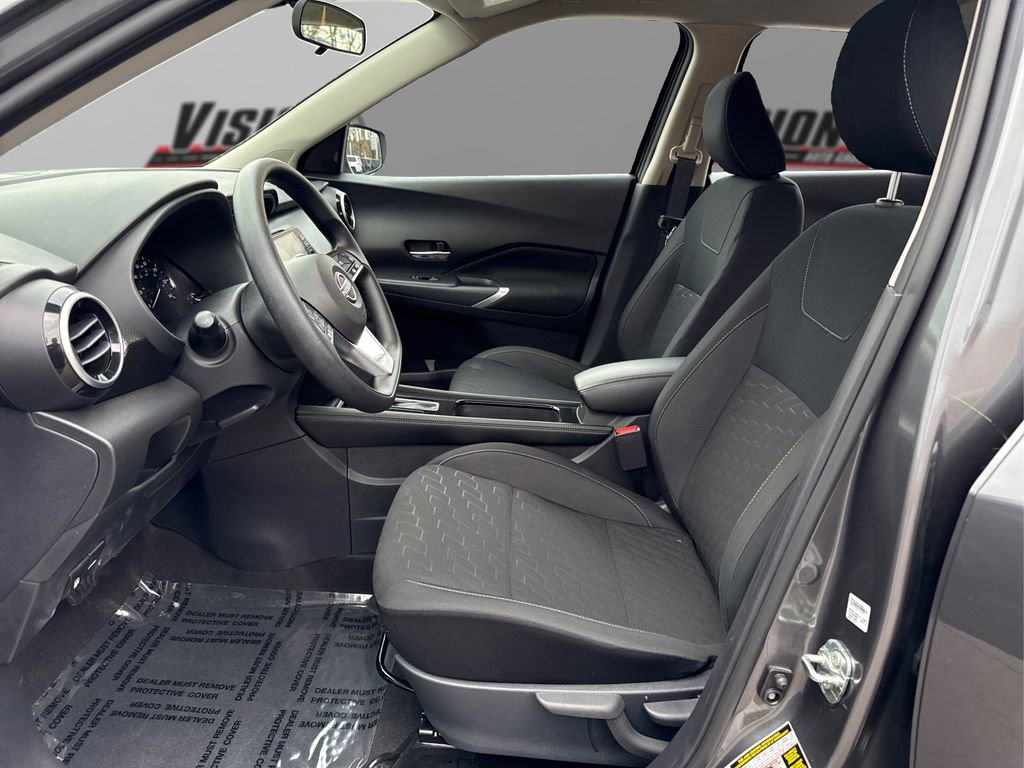 Used 2024 Nissan Kicks SV image 9
