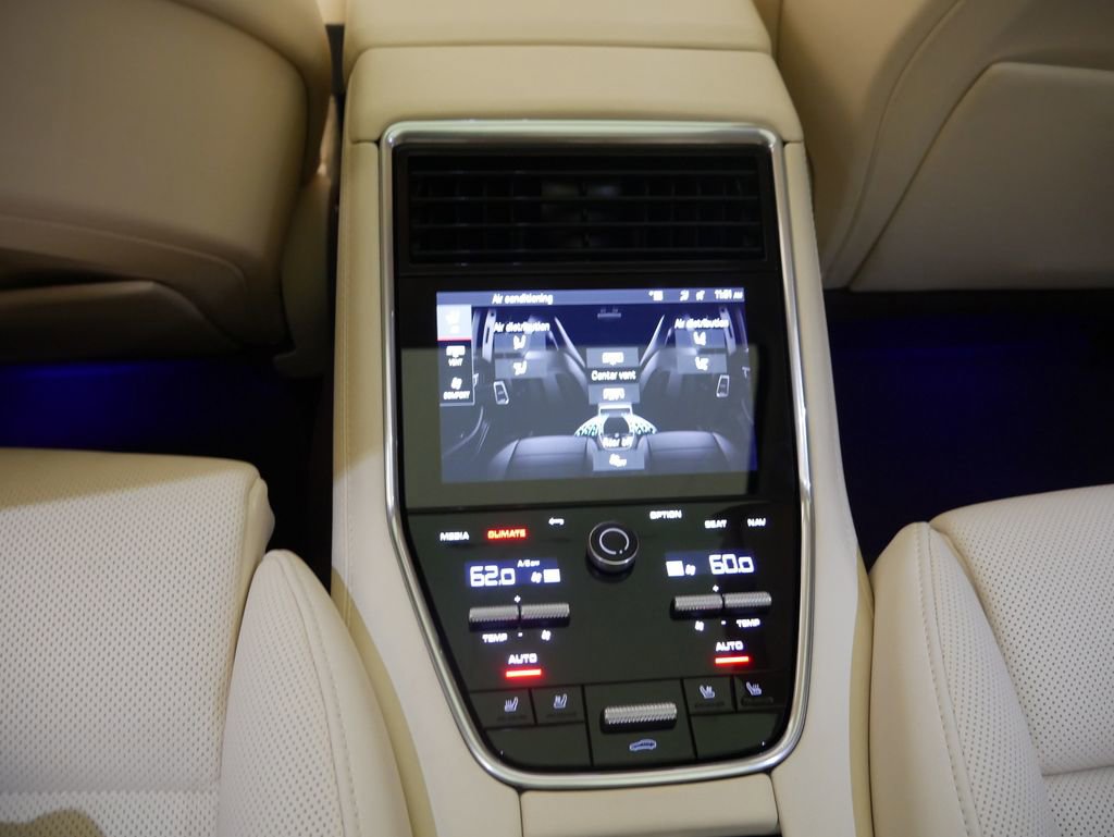 Certified 2023 Porsche Panamera 4S image 35
