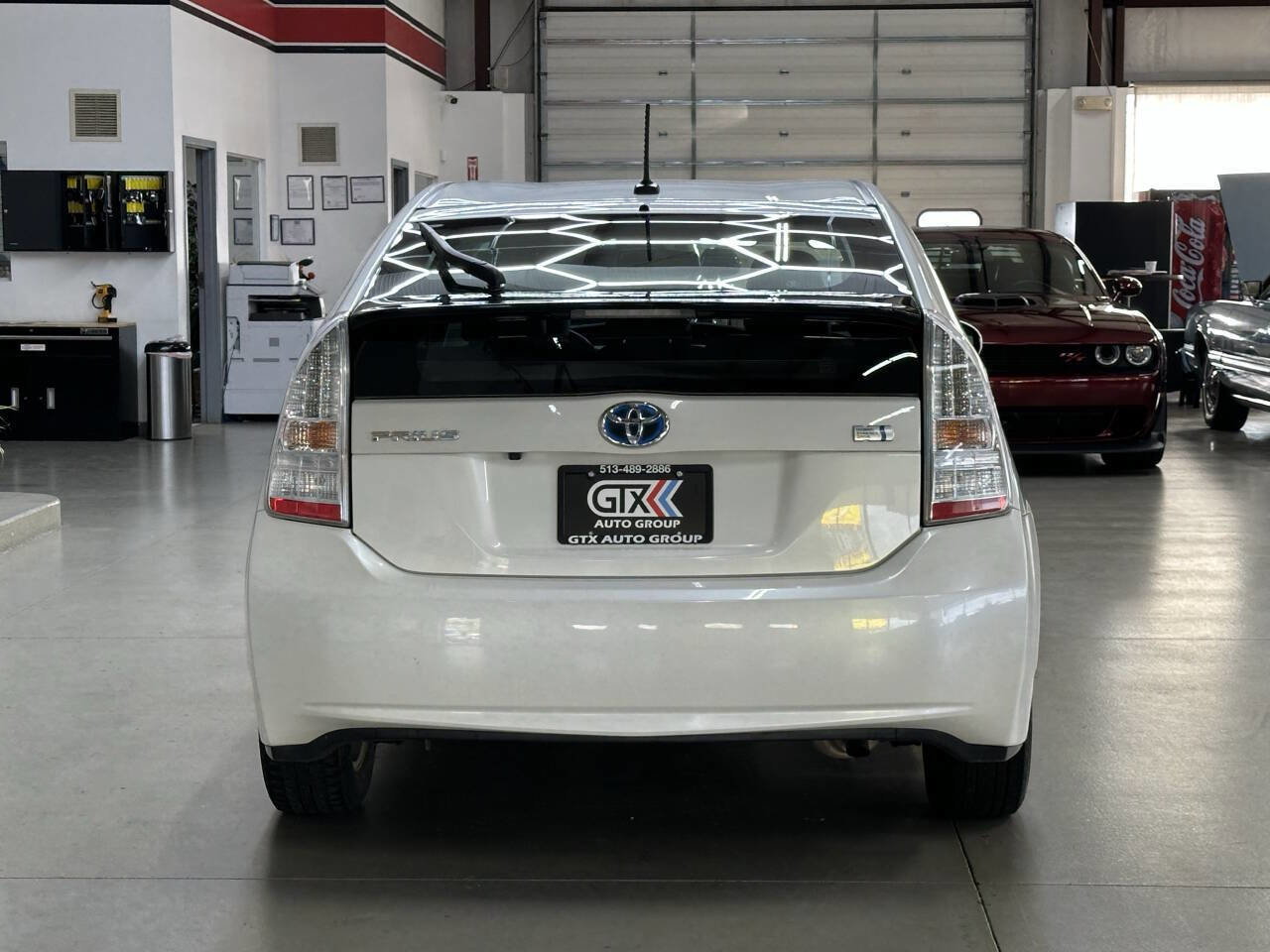Used 2010 Toyota Prius image 3