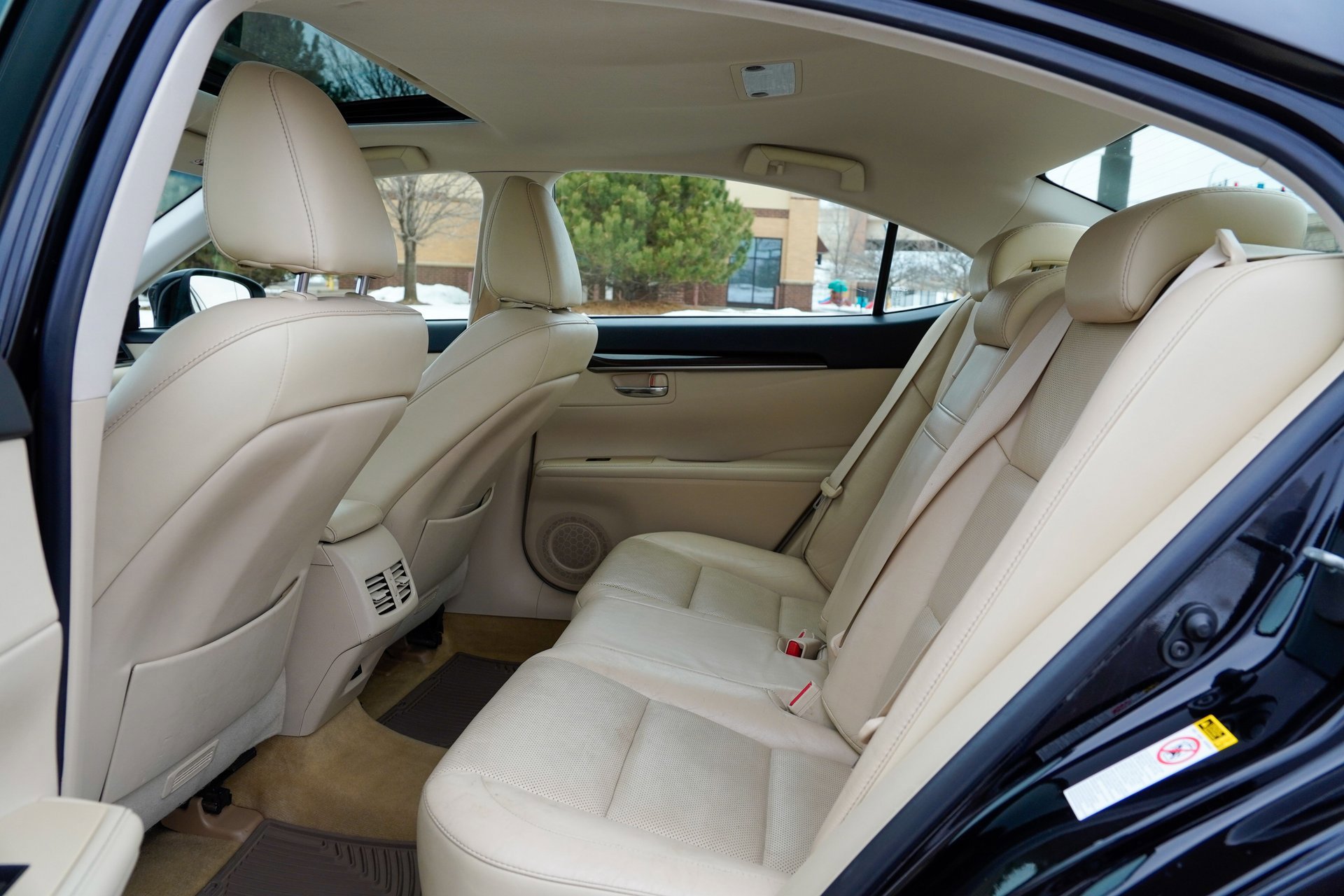 Used 2013 Lexus ES 350 4dr Sdn w/ Luxury Pkg image 13