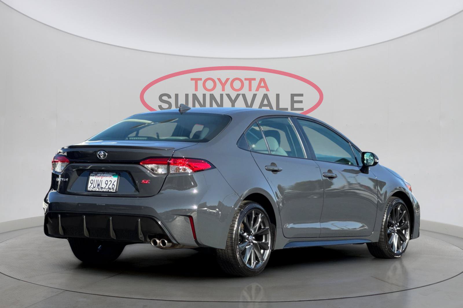 Certified 2025 Toyota Corolla SE FWD image 4