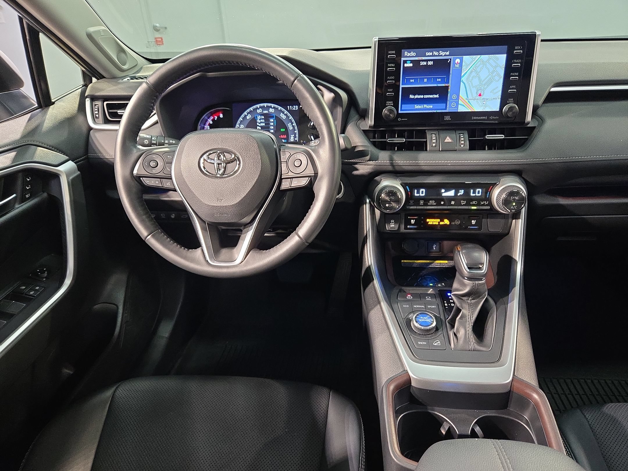 Used 2021 Toyota RAV4 Limited AWD/4WD image 9