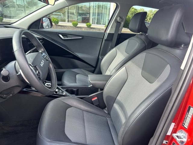 Used 2023 Kia Niro Wind w/ Wind Preserve Package FWD image 9