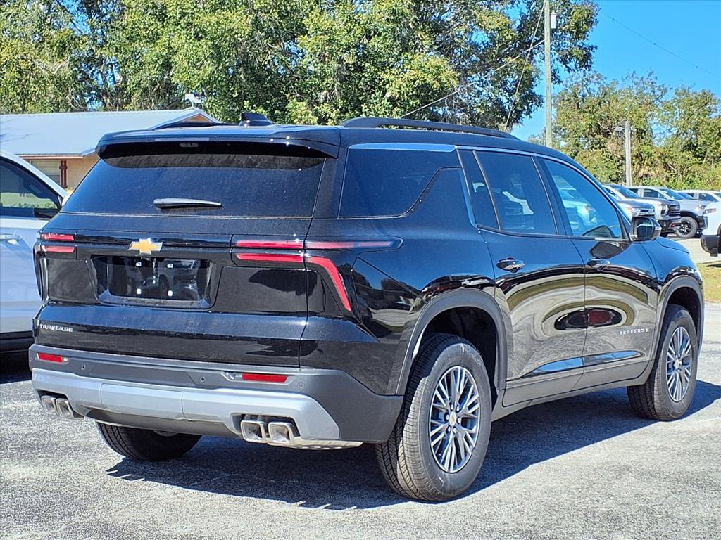 New 2026 Chevrolet Traverse LT w/ Driver Confidence Package FWD image 4