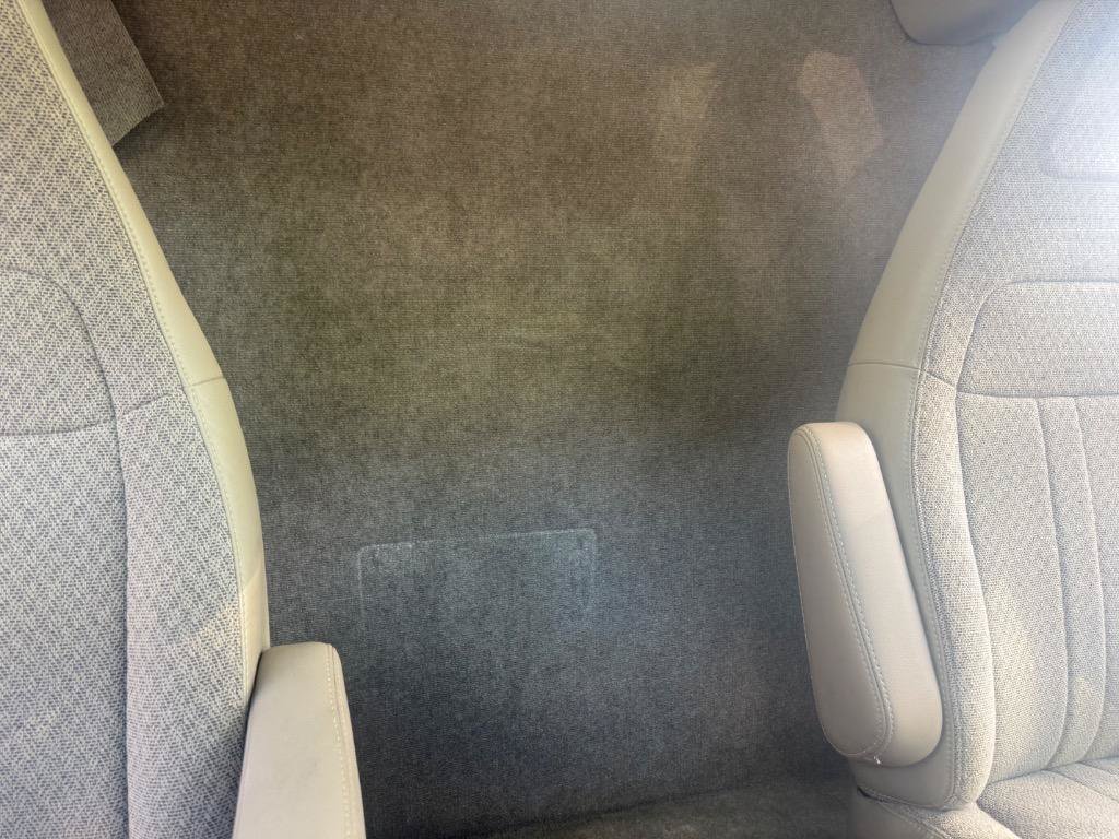 Used 2016 Chevrolet Express 2500 RWD image 28