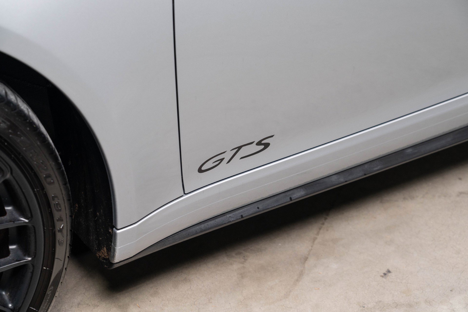 Used 2015 Porsche 911 Carrera GTS RWD image 41