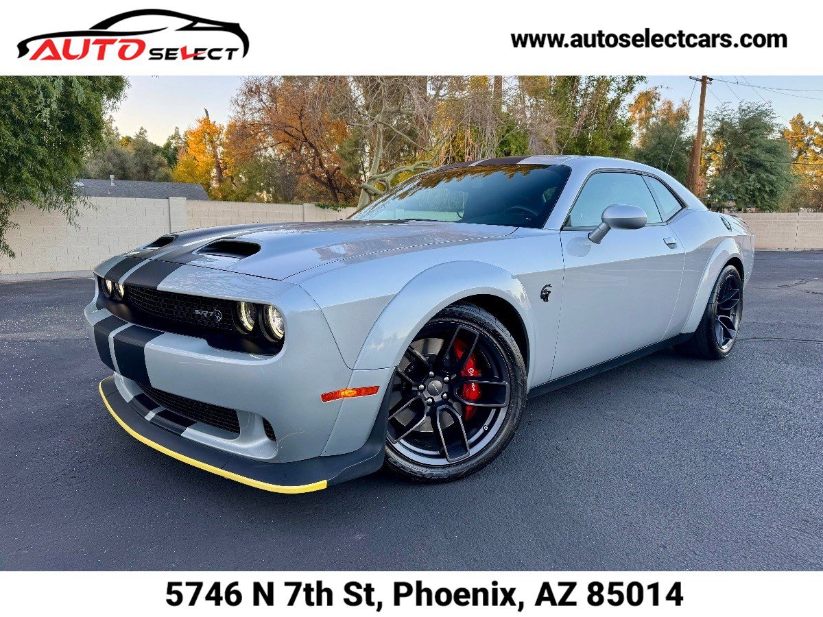 Used 2019 Dodge Challenger SRT Hellcat image 1