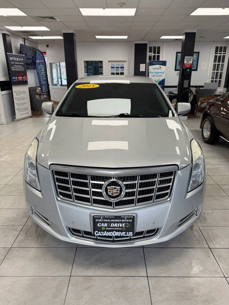 Used 2015 Cadillac XTS Luxury AWD/4WD image 2