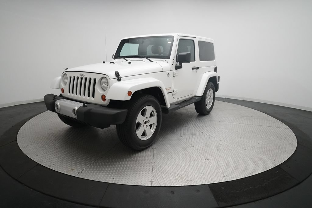 Used 2012 Jeep Wrangler Sahara w/ Connectivity Group AWD/4WD video 1