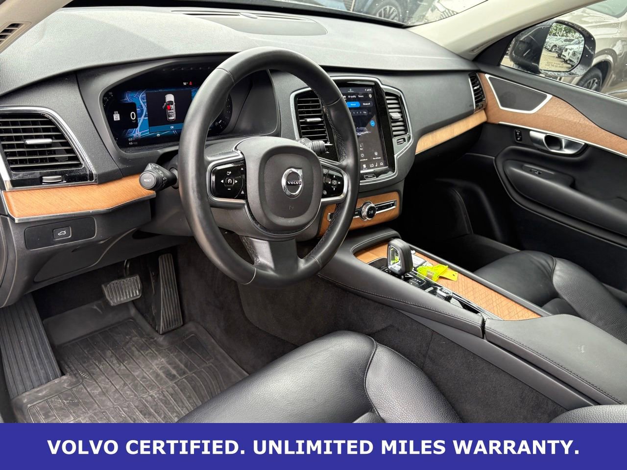 Certified 2024 Volvo XC90 B5 Plus w/ Protection Package Premier AWD/4WD image 15