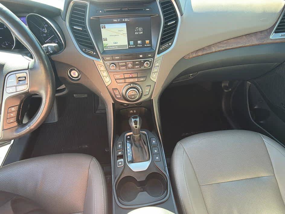 Used 2017 Hyundai Santa Fe AWD w/ SE Ultimate Tech Package 03 image 23