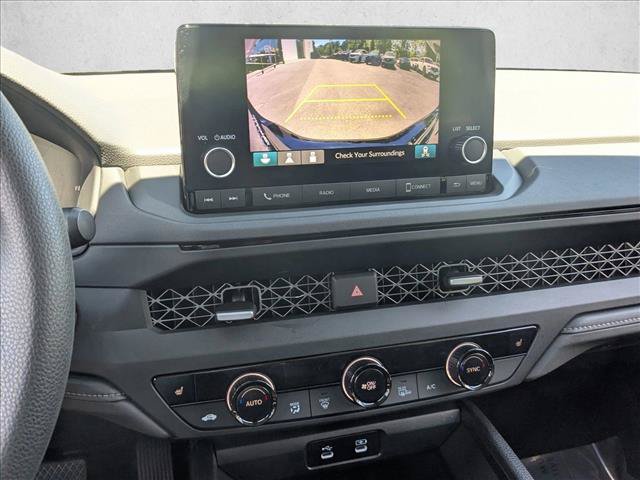 Used 2025 Honda Accord SE image 13