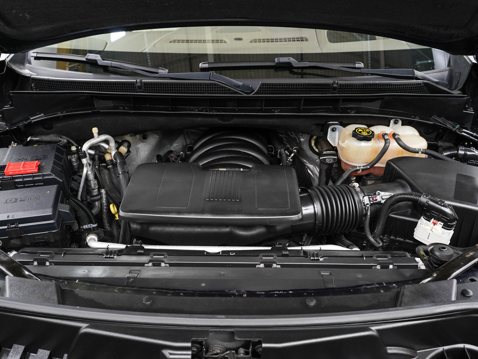 Used 2023 GMC Yukon Denali AWD/4WD image 35