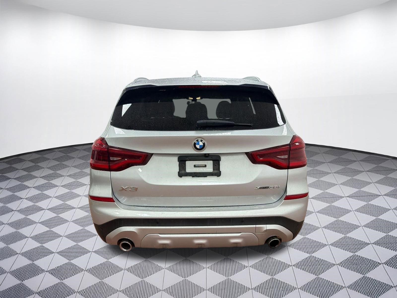 Used 2018 BMW X3 xDrive30i w/ Executive Package image 9