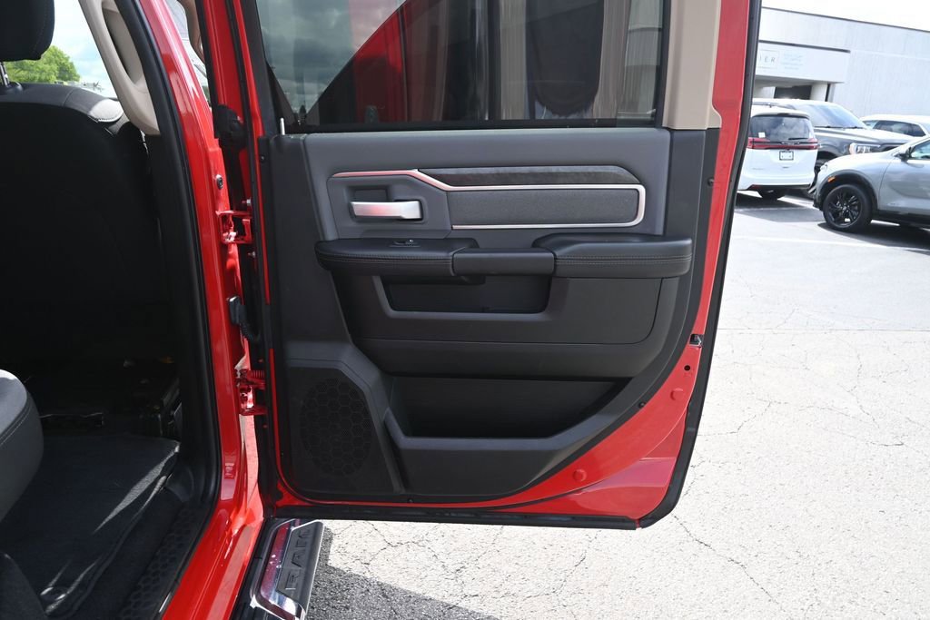 Used 2019 RAM 2500 Big Horn AWD/4WD image 16