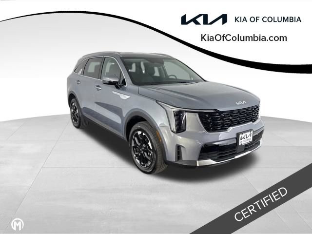 Certified 2025 Kia Sorento S image 1