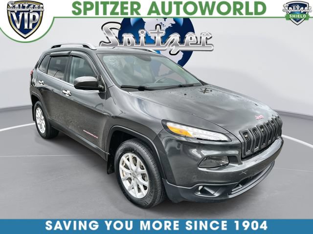 Used 2017 Jeep Cherokee Latitude w/ Cold Weather Group