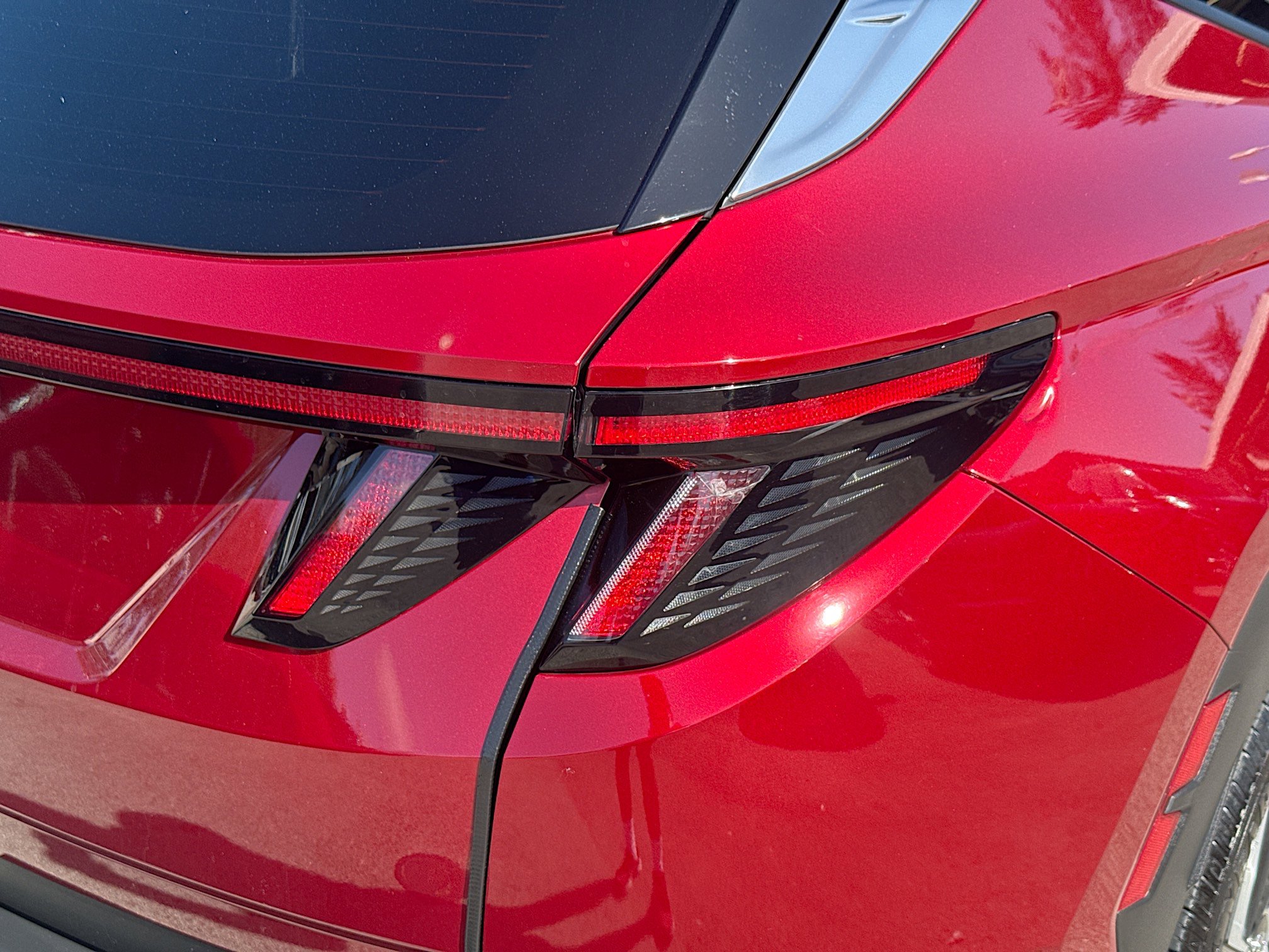 Used 2024 Hyundai Tucson Limited image 26