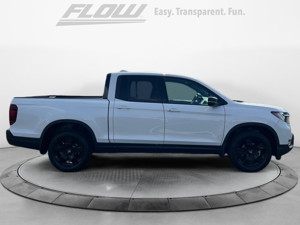 Certified 2024 Honda Ridgeline Black Edition image 8