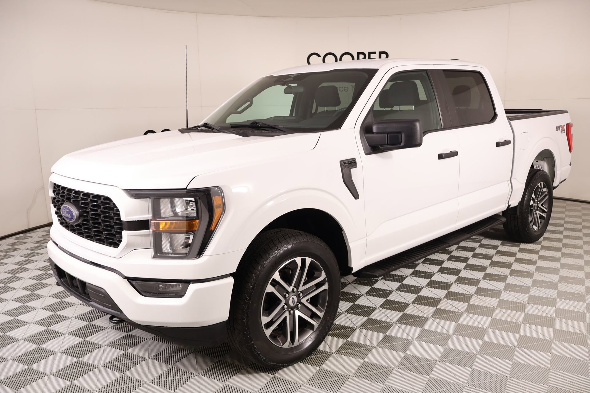 Used 2023 Ford F150 XL w/ STX Appearance Package AWD/4WD image 10