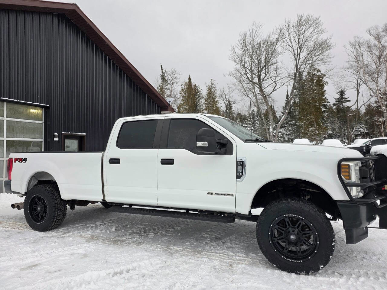 Used 2019 Ford F250 XL w/ Power Equipment Group image 10