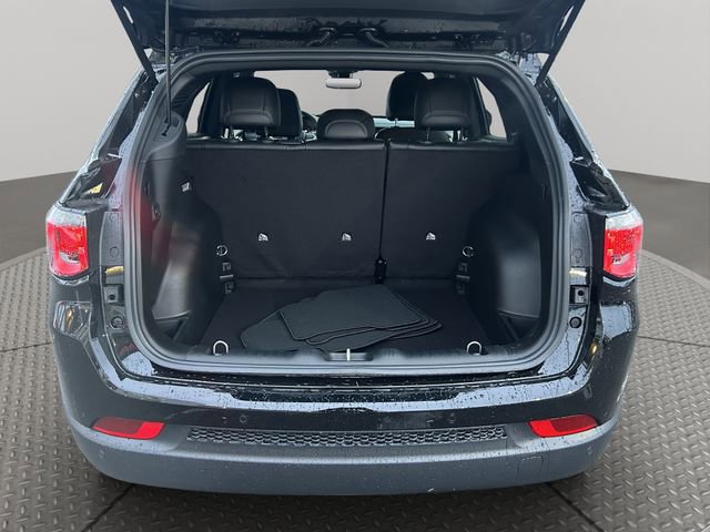 New 2026 Jeep Compass Limited image 22